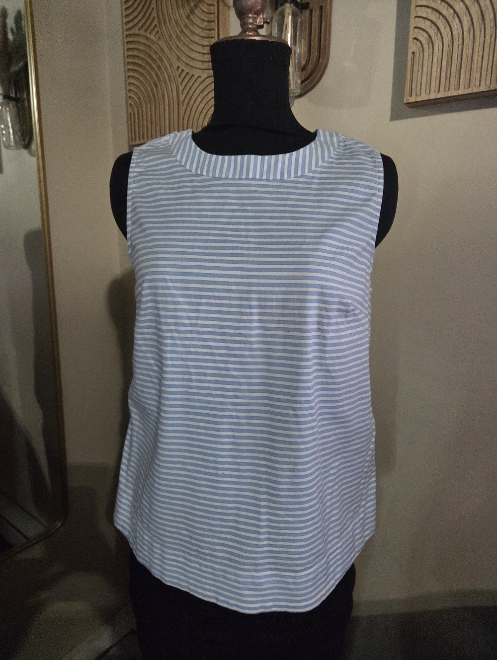 Talbots Women’s Sleeveless Blue & White Striped Tank Top L Petite